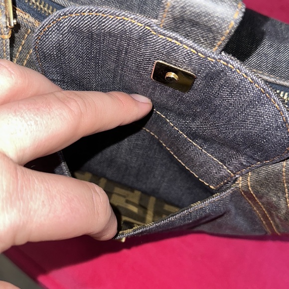 Fendi denim spy bag shoulder hobo purse - Picture 10 of 15
